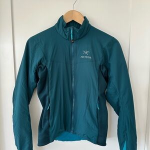 Arcteryx Atom LT Jackent - Women XS - Blue/Teal